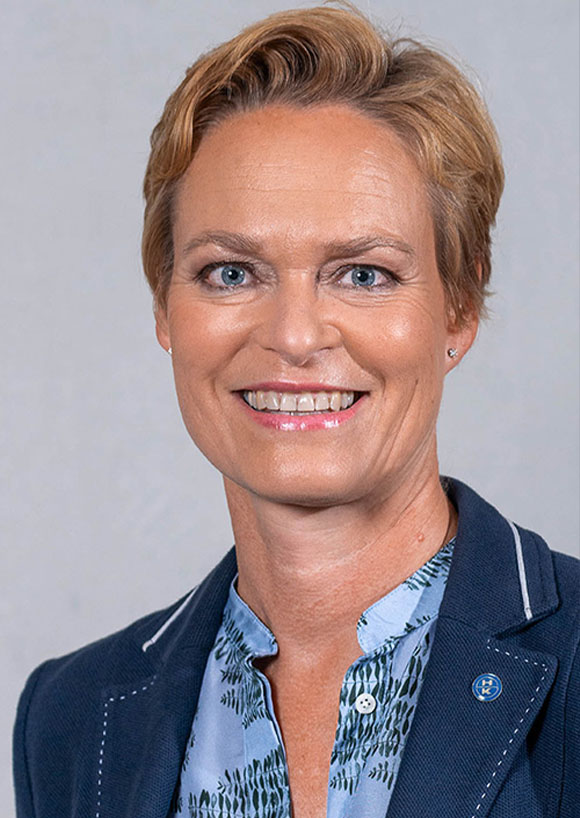 Katrin Hummel- Directrice générale